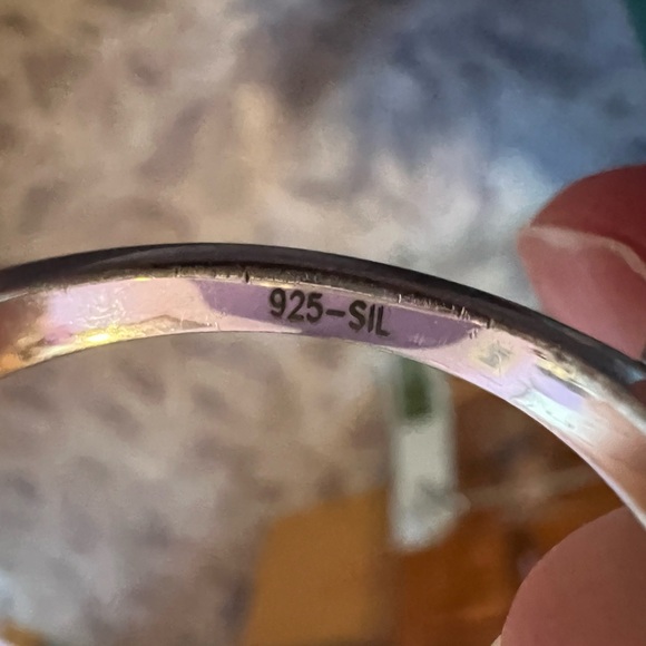 Sterling 2 crystal ring size 8.75 - Picture 8 of 8